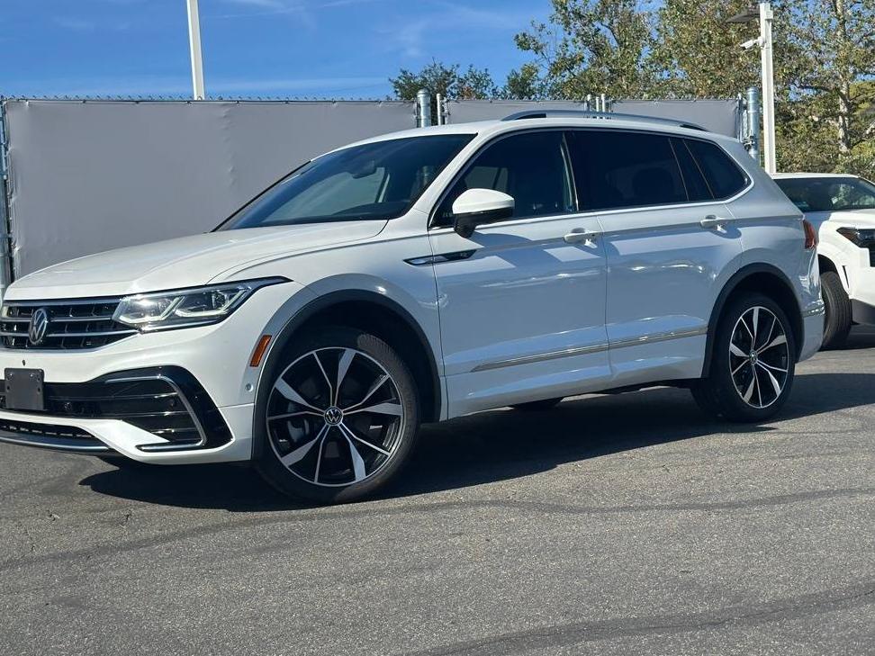 VOLKSWAGEN TIGUAN 4MOTION 2022 3VV4B7AX2NM112899 image